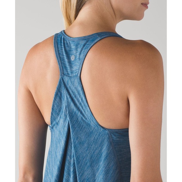 lululemon Womens Essential Tank Top Blue Racerback Performance Athleisure Size 6 - Picture 2 of 8